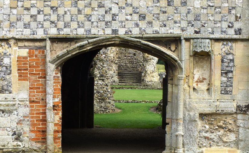 Norfolk: Castle Acre Priory and&nbsp;Castle