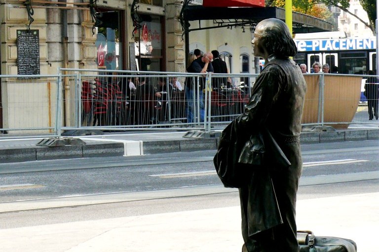 A Word a Week Challenge:&nbsp;Waiting